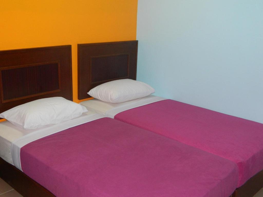 River Side Hotel Мерсинг Номер фото